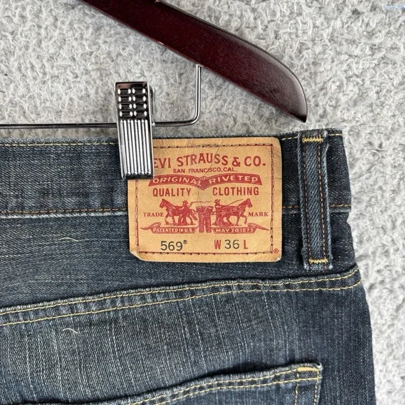 Levi's 569 Loose Straight Denim Shorts Men's W36 Dark Wash Baggy Jorts Y2K - Picture 3 of 9